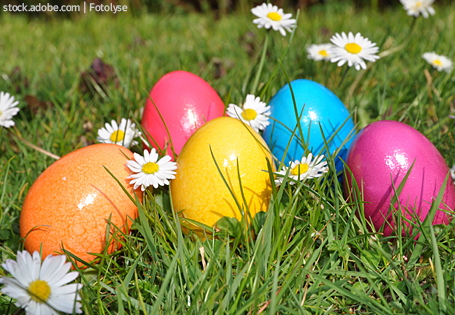 Passion, Ostern, Frühlingsfest – darf man in Reli Eier färben?